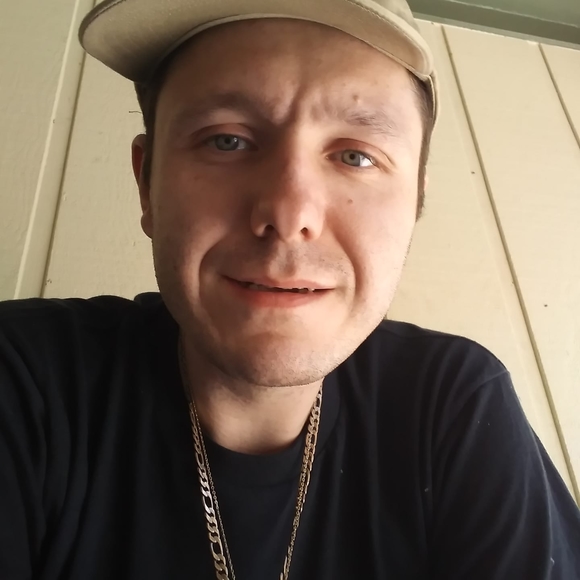 Meet your Posher, Travis - Picture 1 of 1